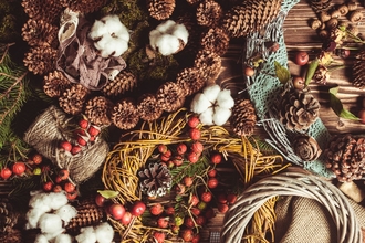Christmas crafts made from natural materials
