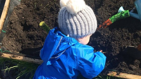Nature babies, Kaite Helps