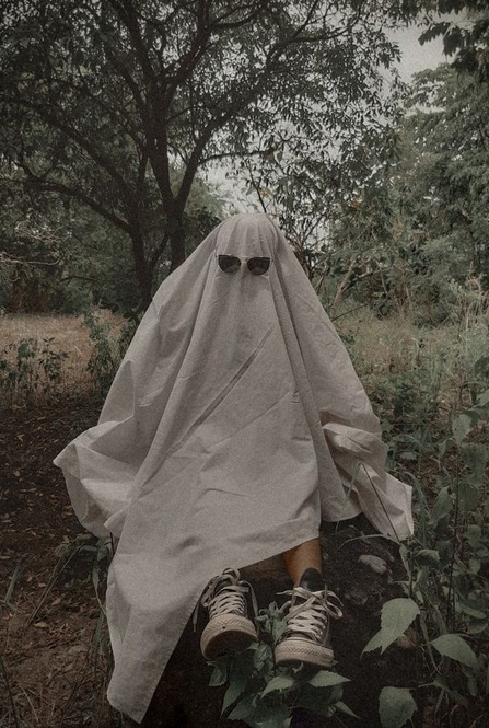 Ghost costume